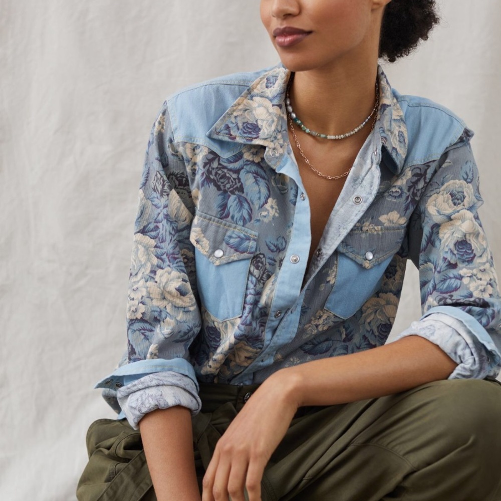 Worn once. Anthropologie Floral Chambray Buttondown. Excellent condition